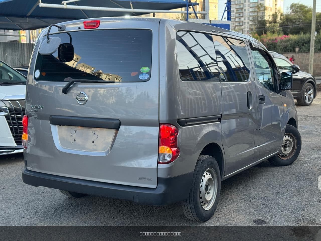 2018 Nissan NV200 image 4