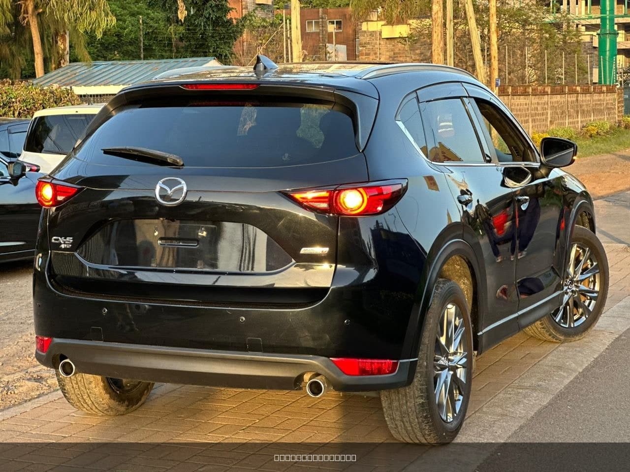 2019 Mazda CX-5 XDL image 5
