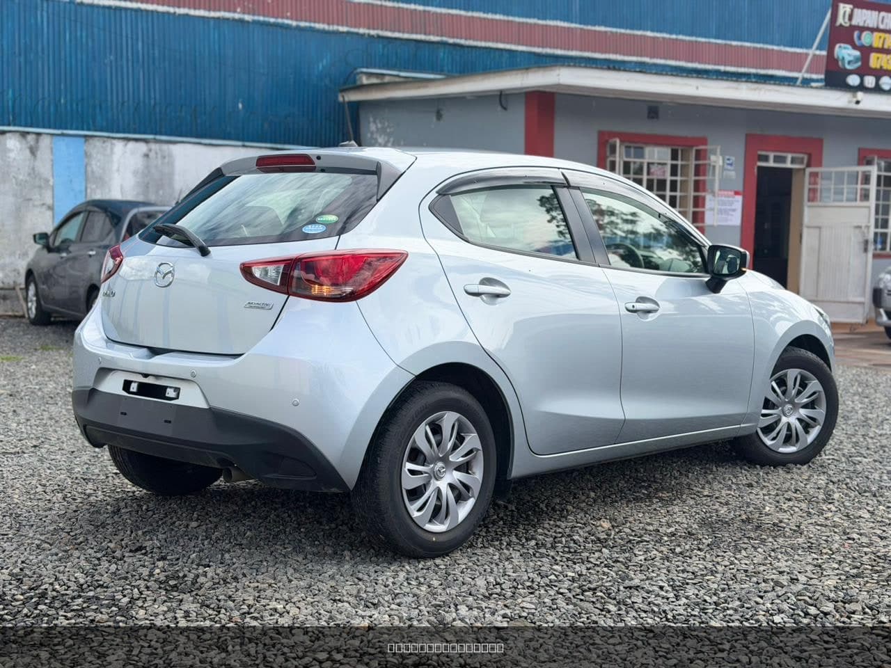 2018 Mazda Demio image 3