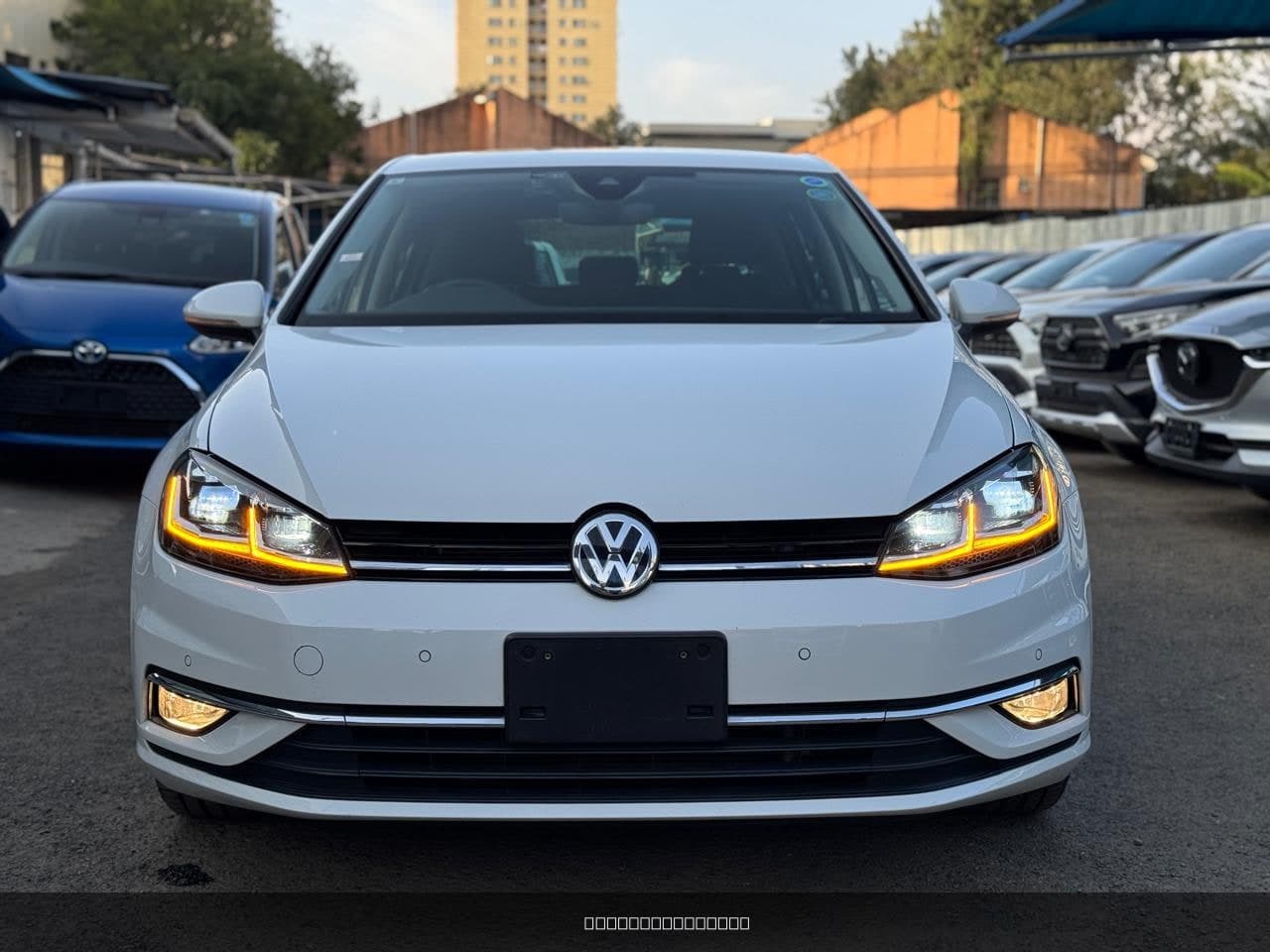 2019 Volkswagen Golf TSI image 3