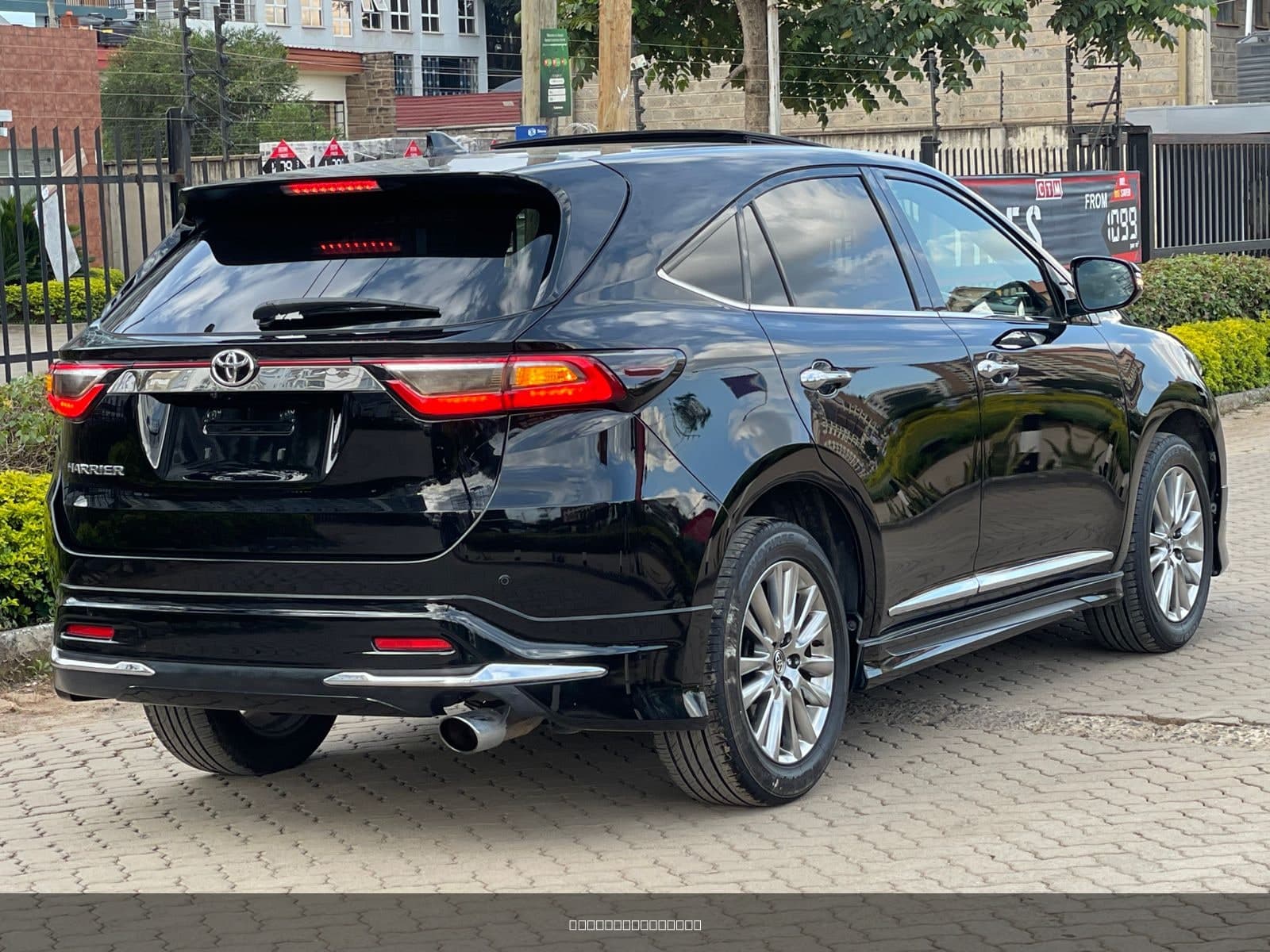 2019 Toyota Harrier image 5