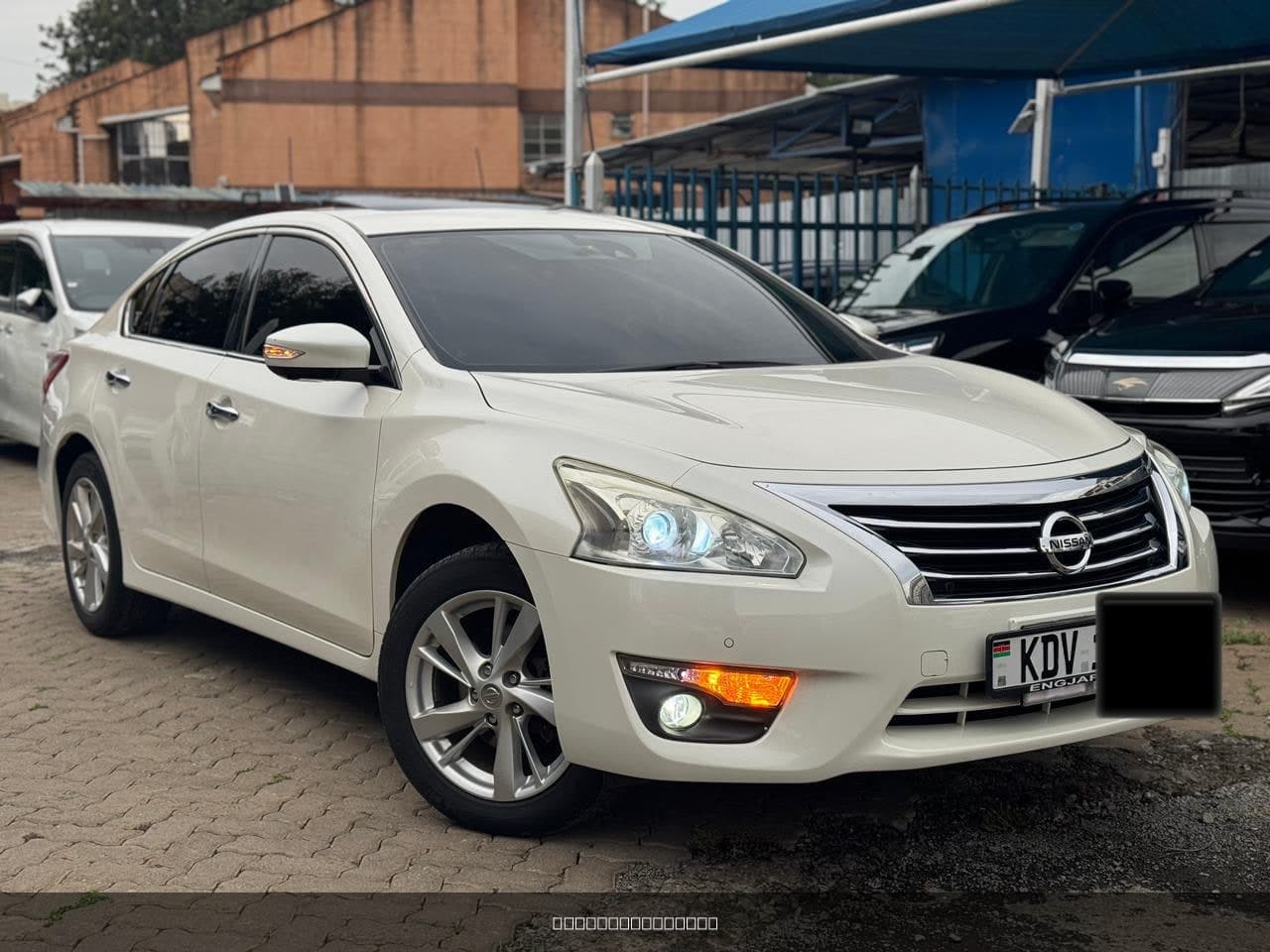 2017 Nissan Teana XV image 2