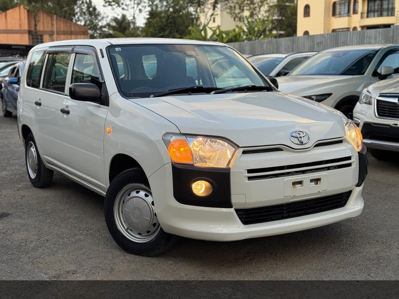 2019 Toyota Probox image 3