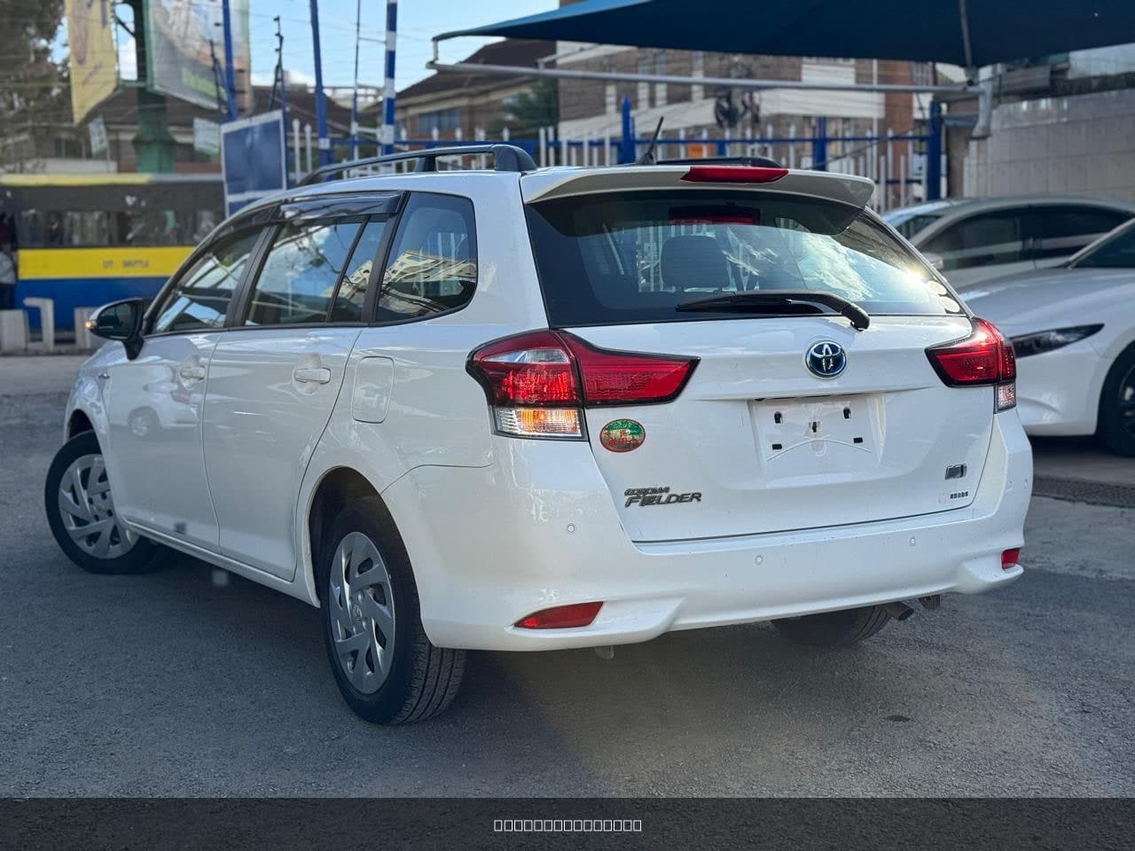 2019 Toyota Fielder Hybrid image 4