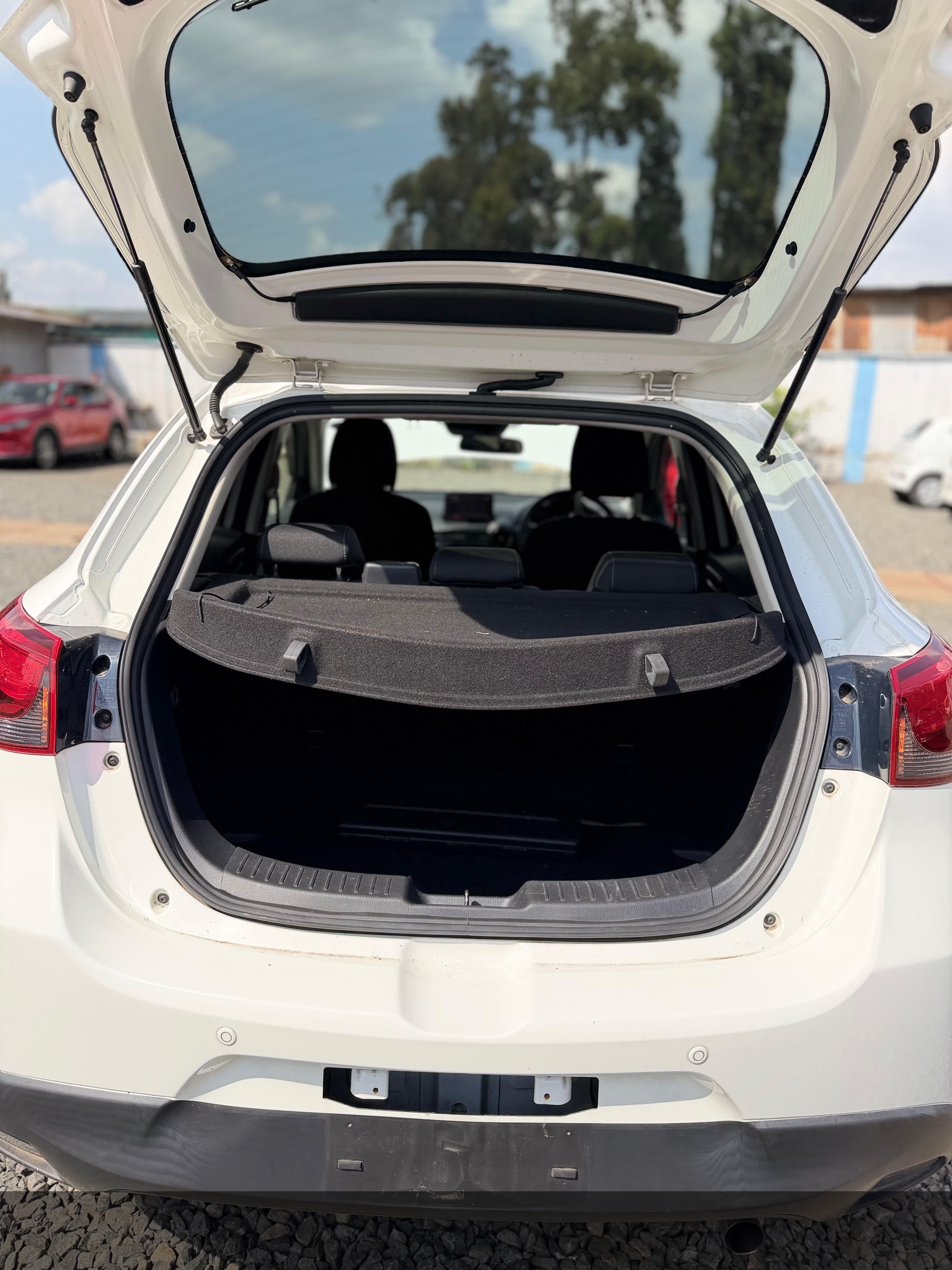 2019 Mazda Demio image 3