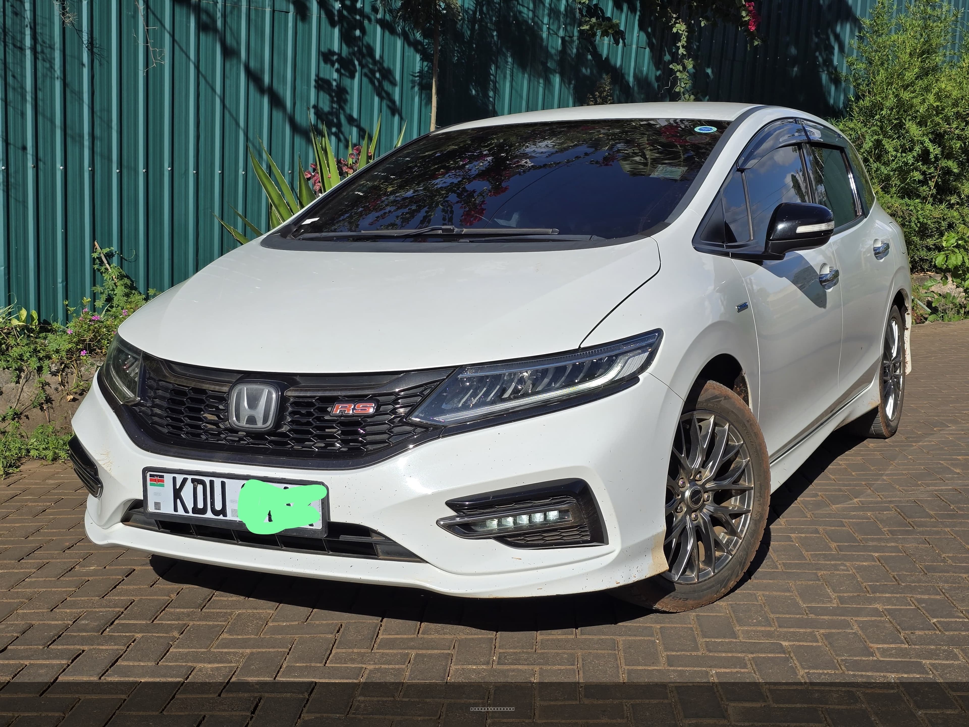 2018 Honda Jade Rs image 3