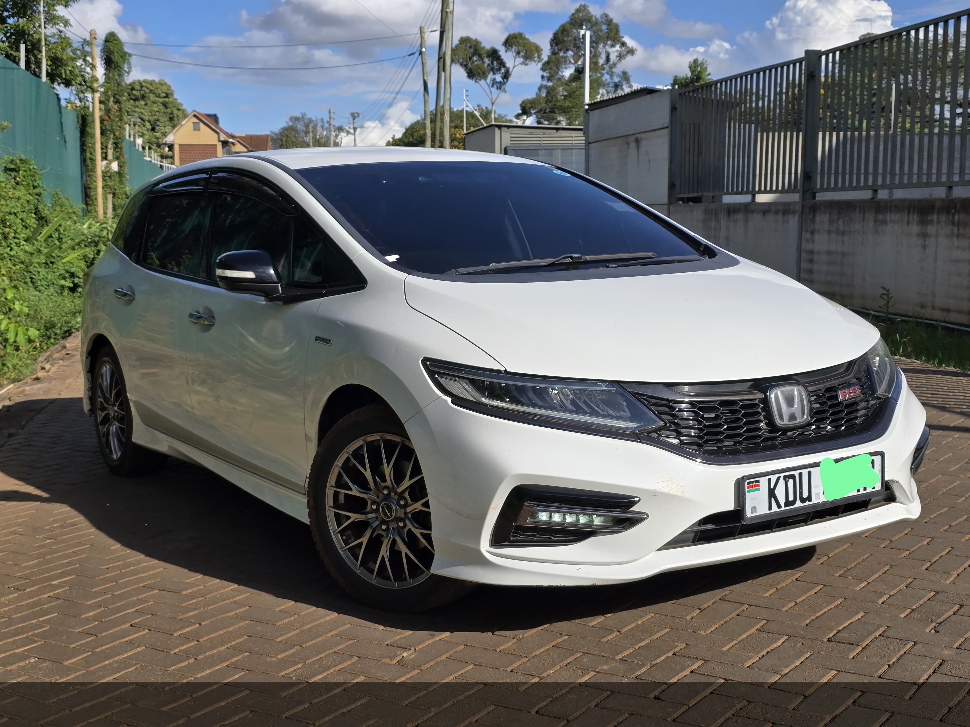 2018 Honda Jade Rs image 2