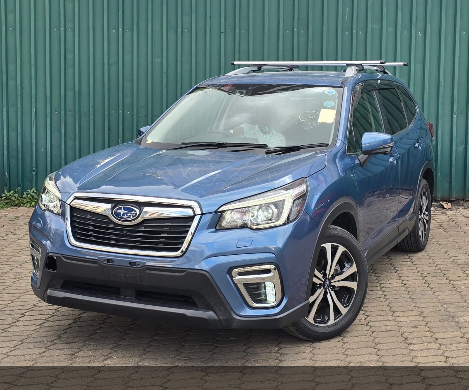 Subaru Forester ( SK9 )