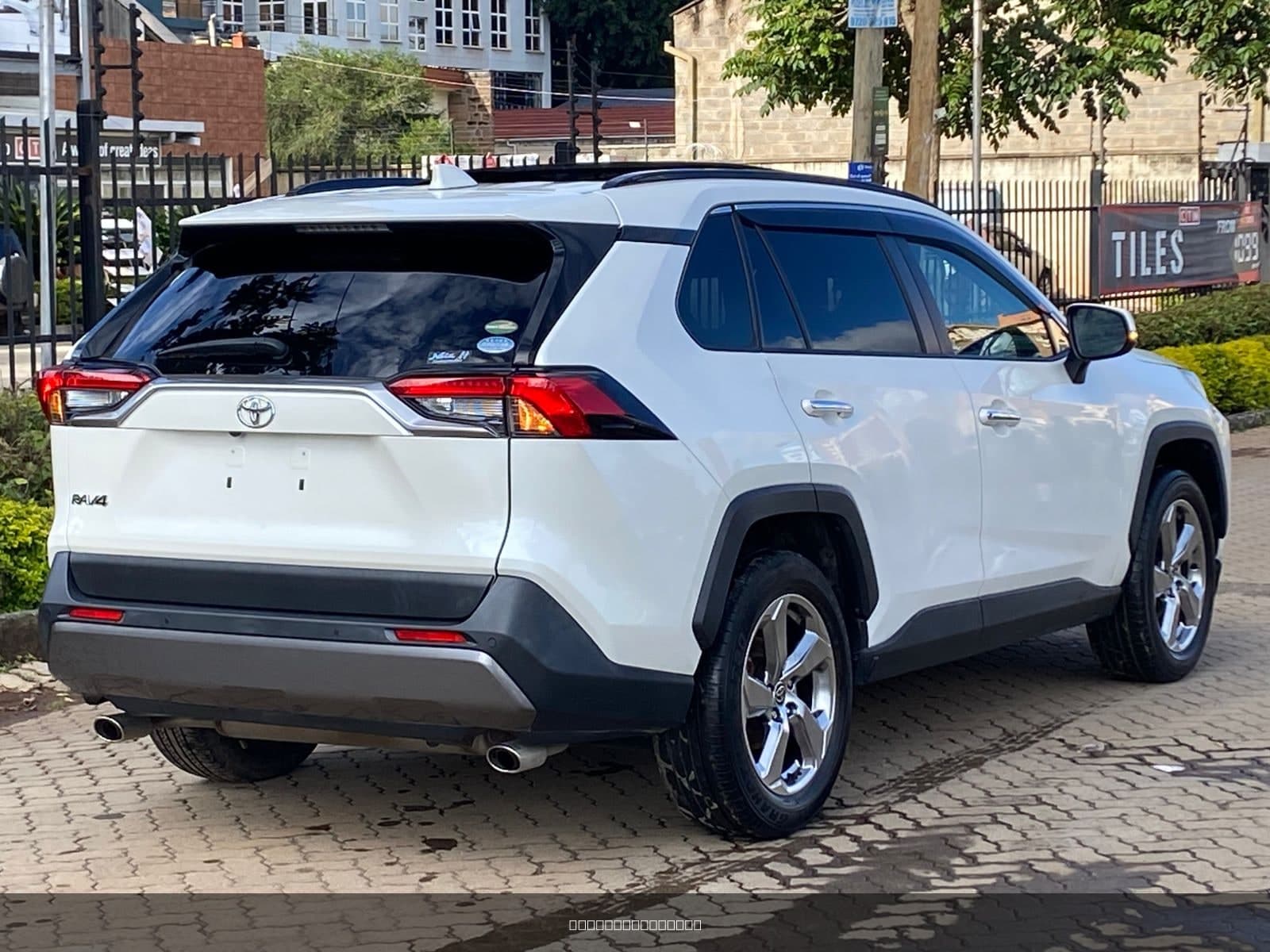2020 Toyota RAV4 New Shape image 3