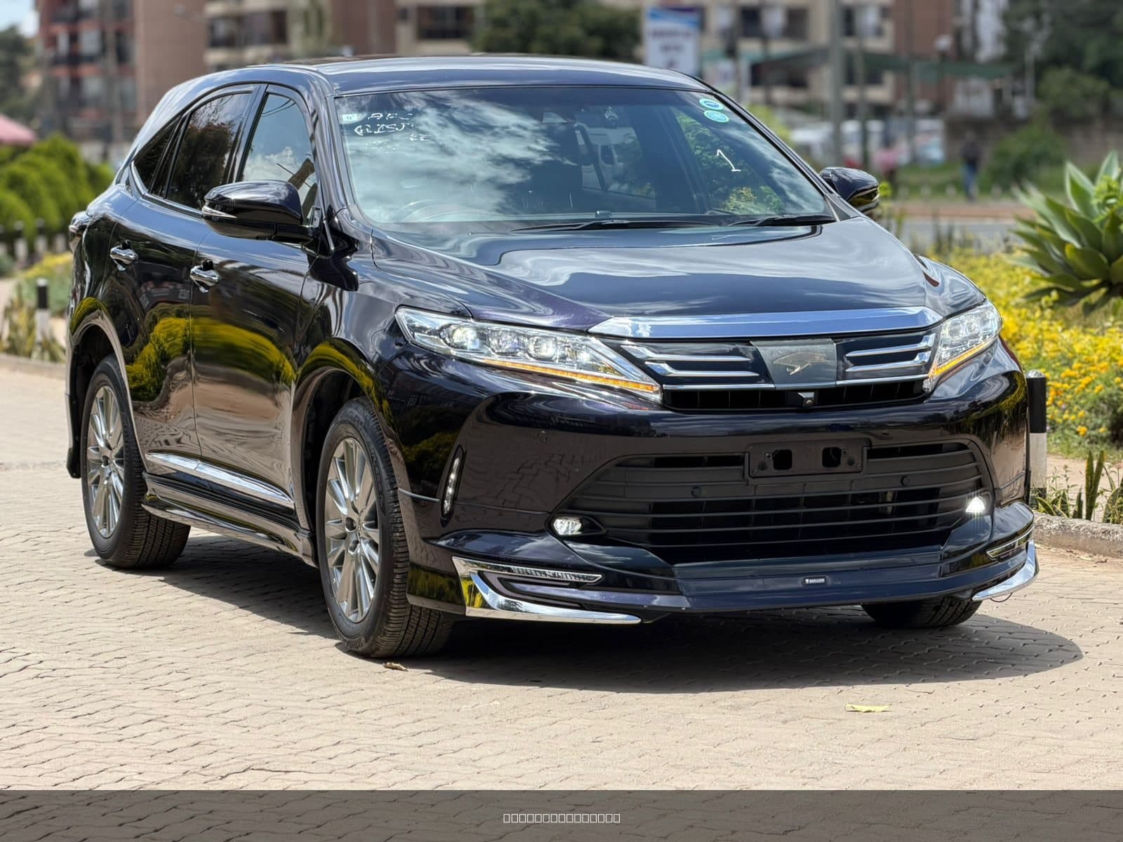2019 Toyota Harrier image 3