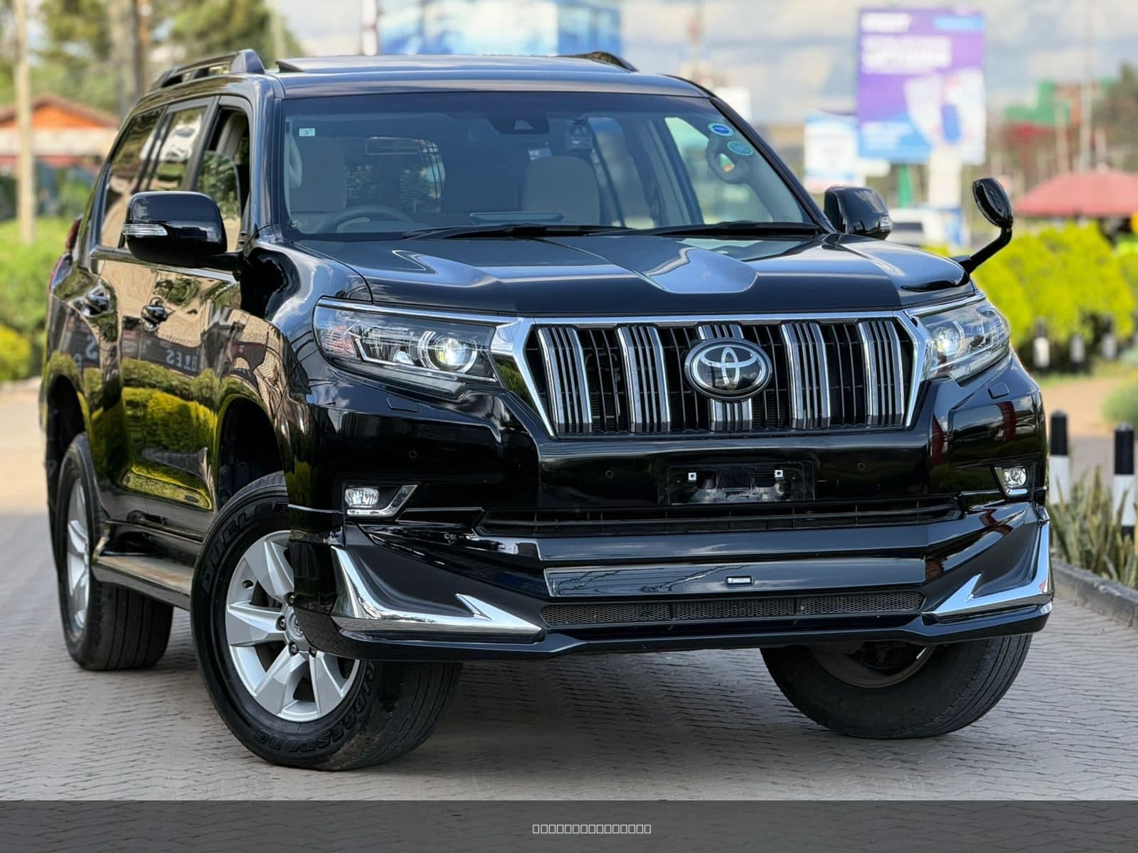Toyota Land Cruiser ( Prado )
