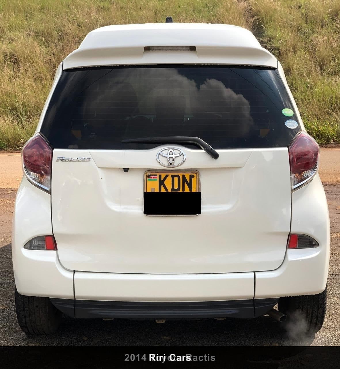 2014 Toyota Ractis image 2