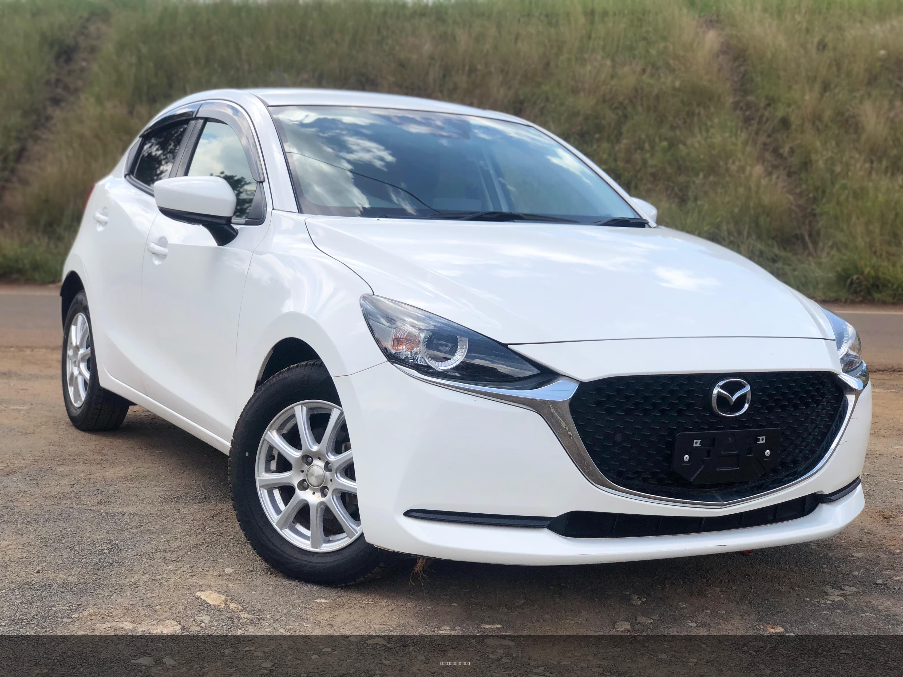 2019 Mazda 2 image 3