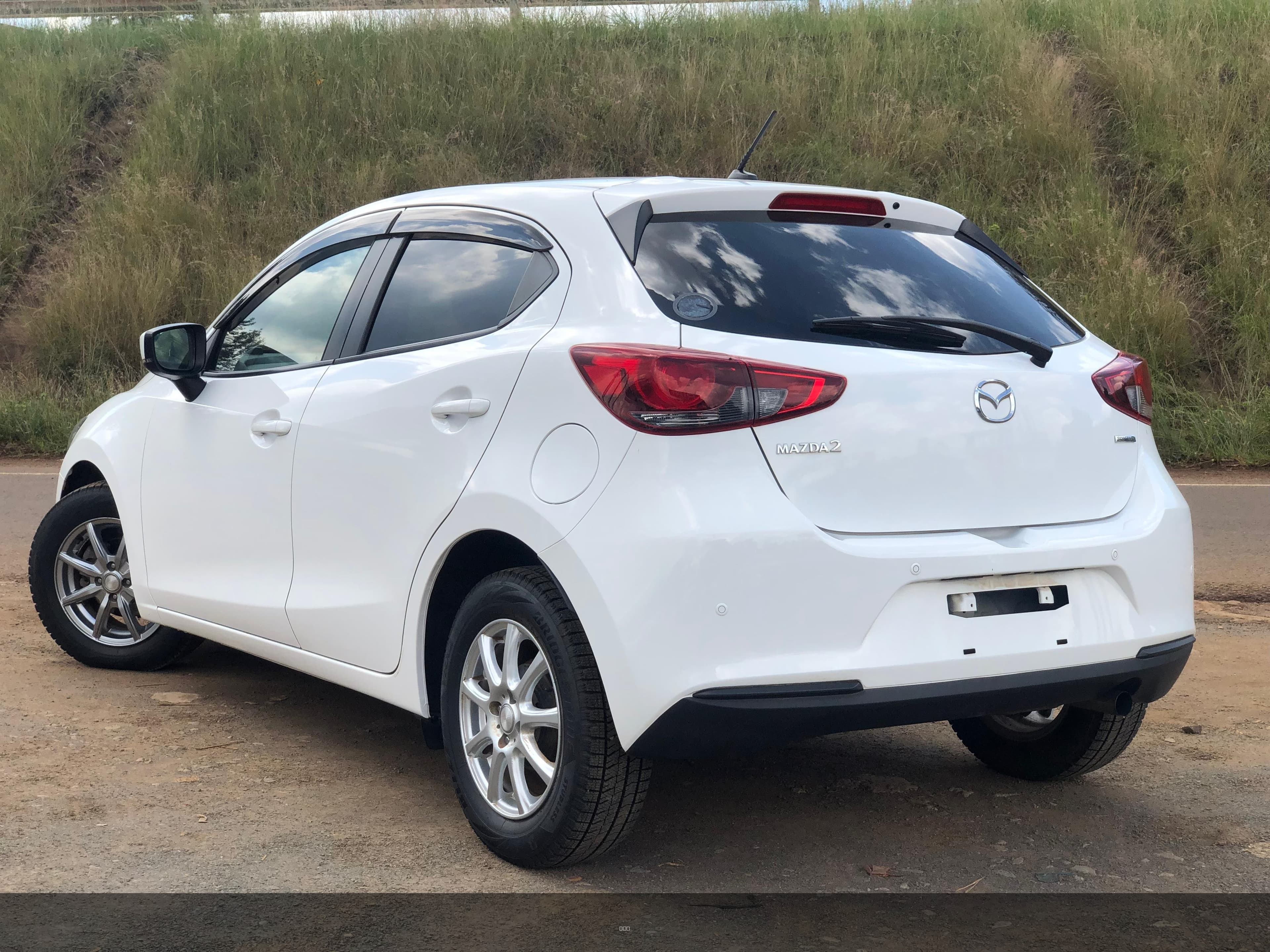 2019 Mazda 2 image 2